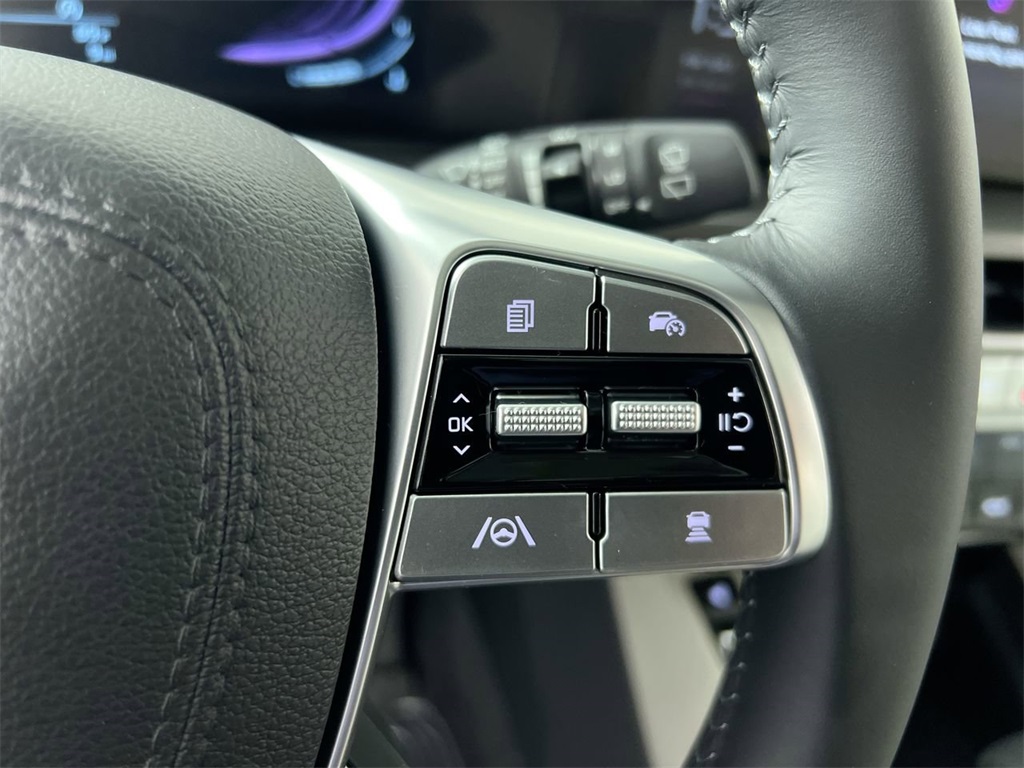2025 Kia Telluride S photo 13
