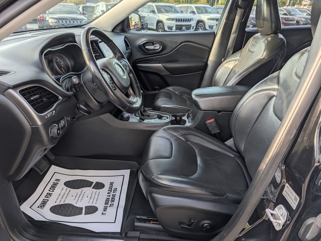 2019 Jeep Cherokee Limited photo 13