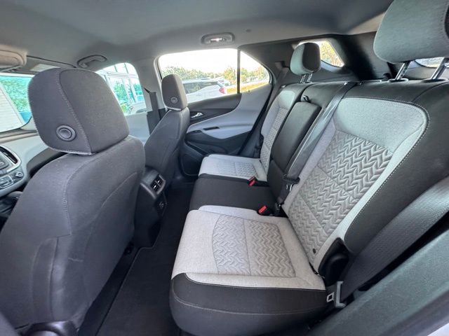 2023 Chevrolet Equinox LS photo 18
