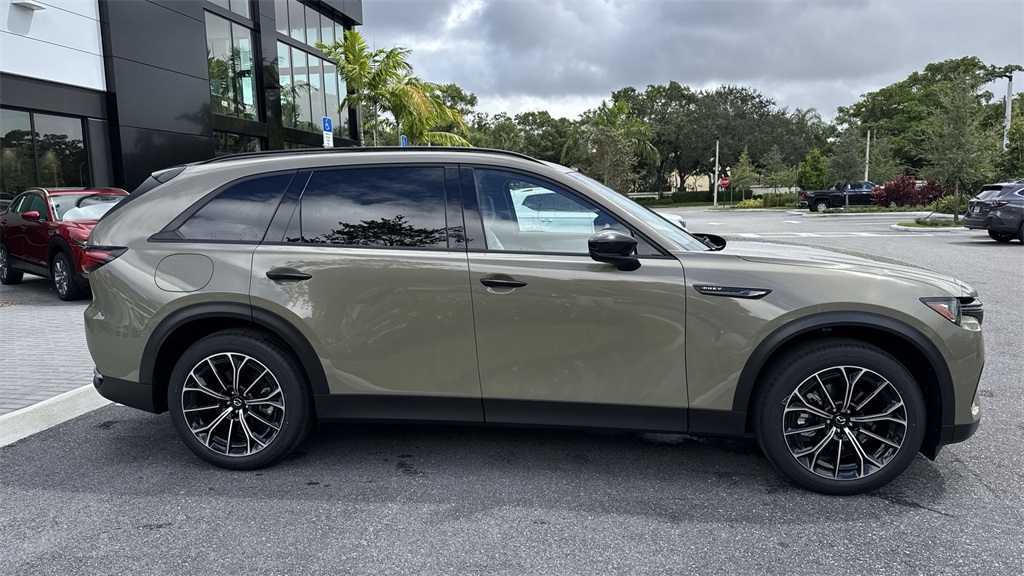 2025 Mazda CX-70 Plug-in Hybrid Premium photo 5