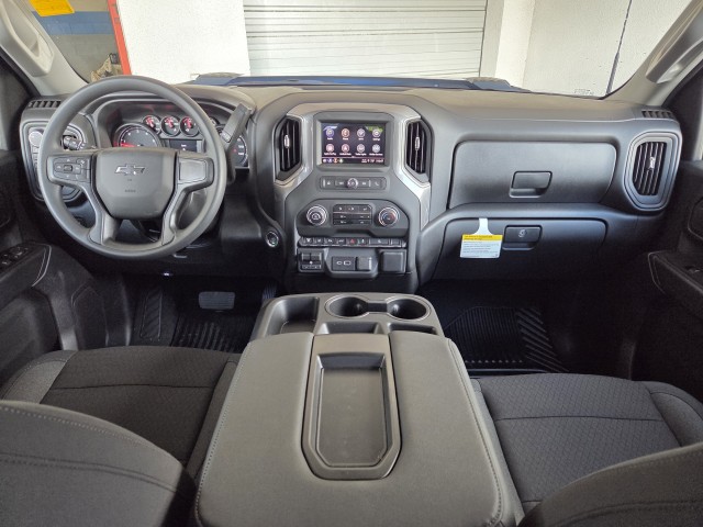2025 Chevrolet Silverado 2500HD Custom photo 19