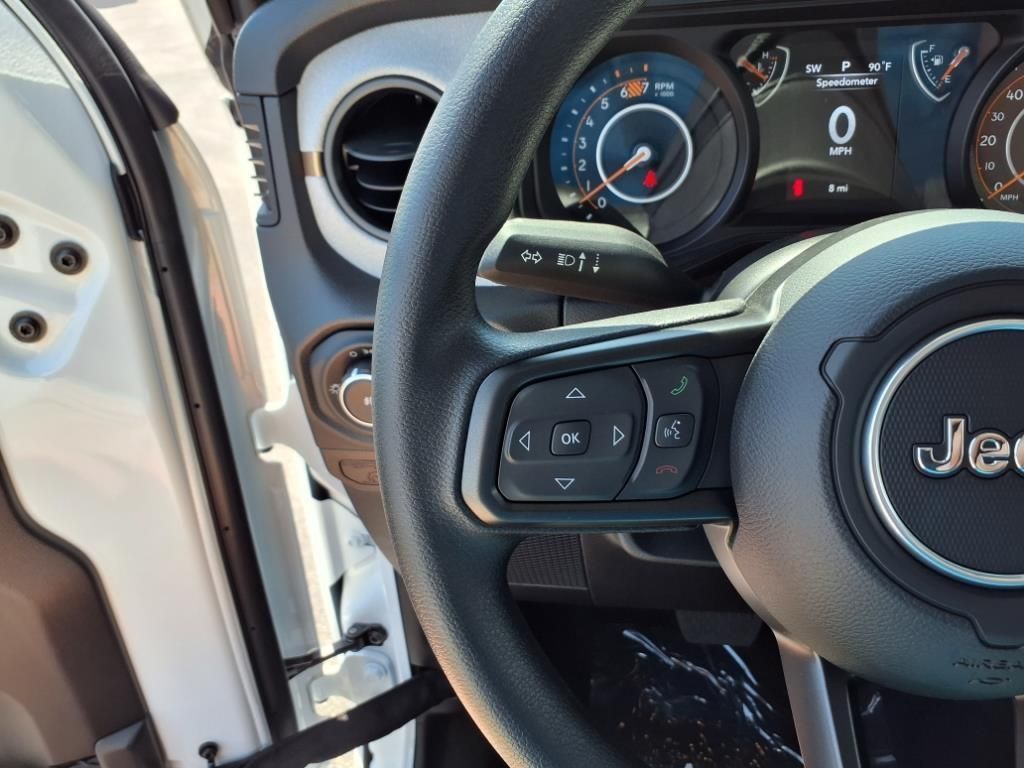 2025 Jeep Wrangler Sport photo 9
