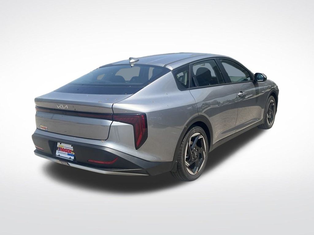 2025 Kia K4 EX photo 4