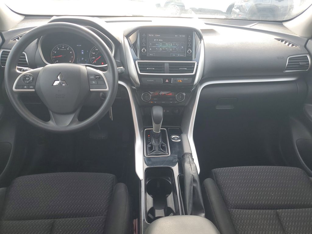 2020 Mitsubishi Eclipse Cross ES photo 20