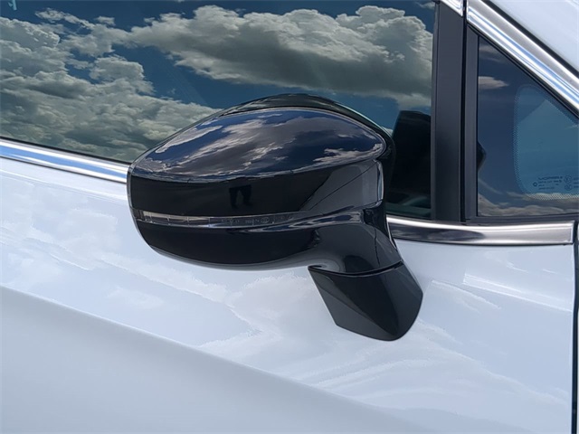 2026 Chrysler Voyager LX photo 10