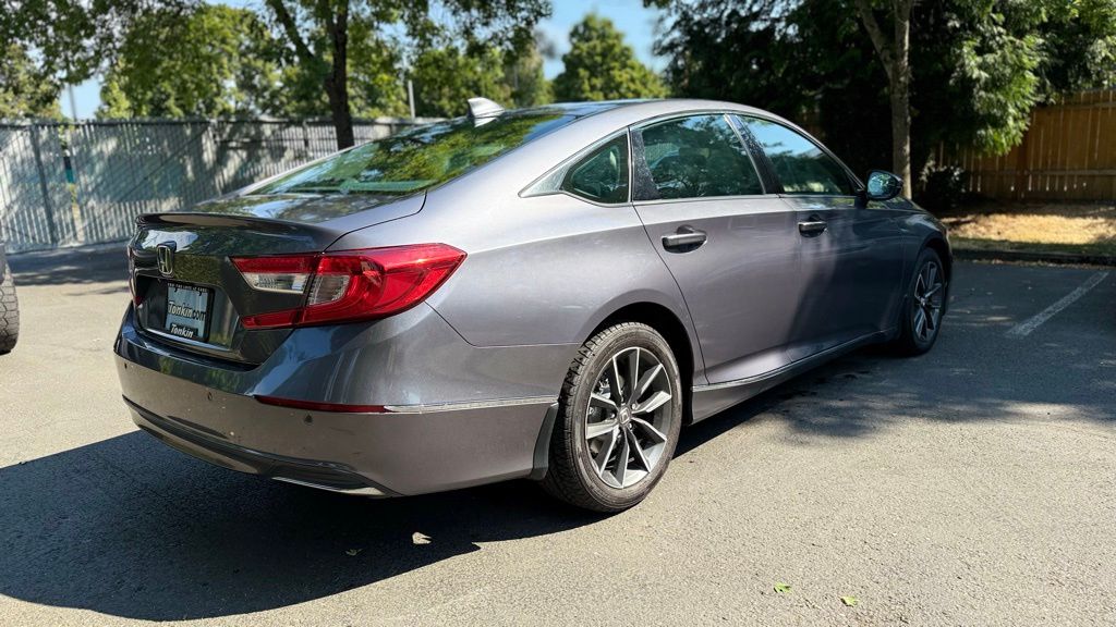 2021 Honda Accord EX-L 1.5T photo 8