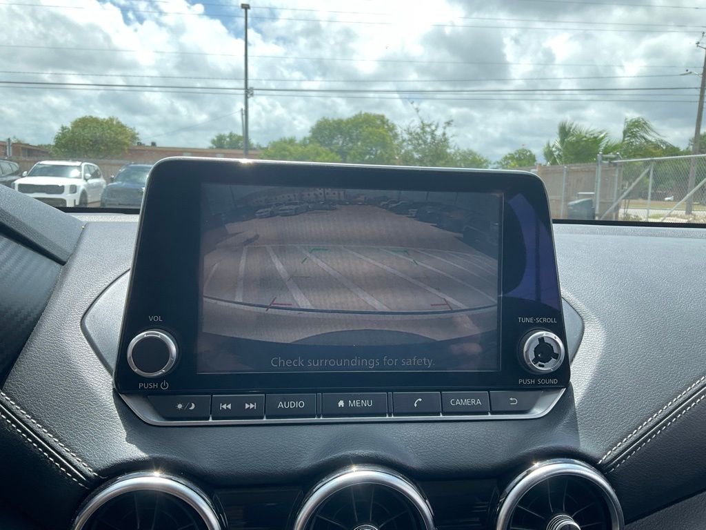 2020 Nissan Sentra SV photo 16