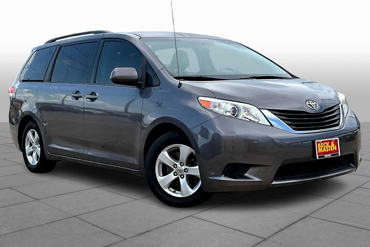 Used 2014 Toyota Sienna LE with VIN 5TDKK3DC5ES422682 for sale in Tomball, TX