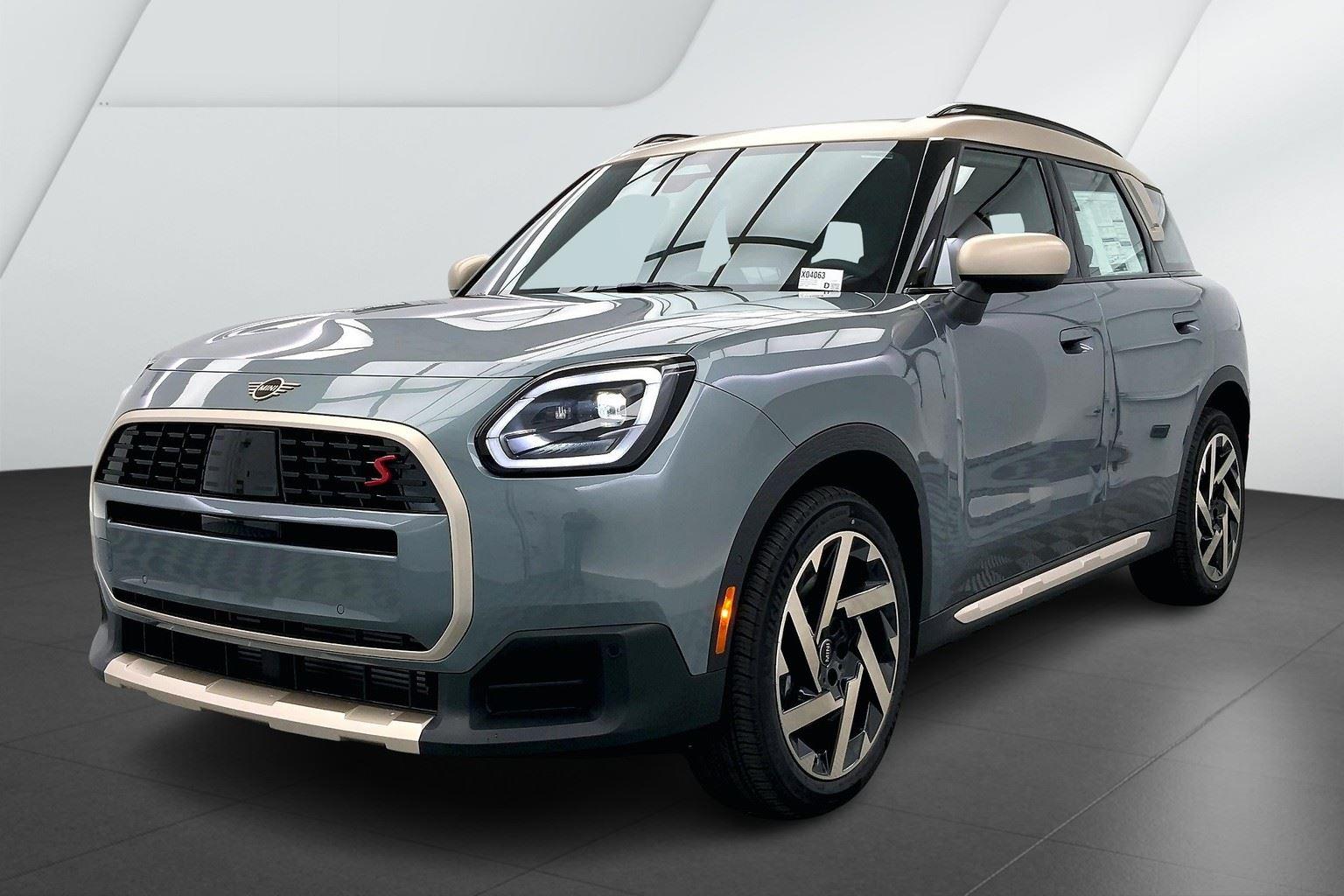 2026 MINI Countryman S's photo