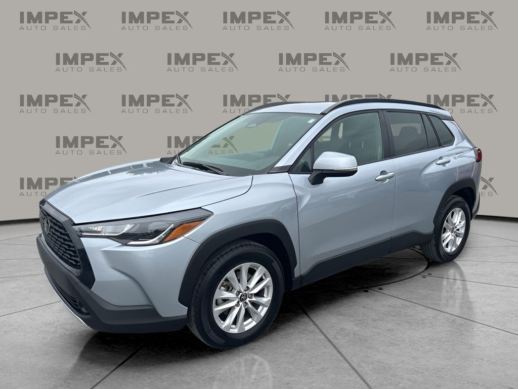 2024 Toyota Corolla Cross LE