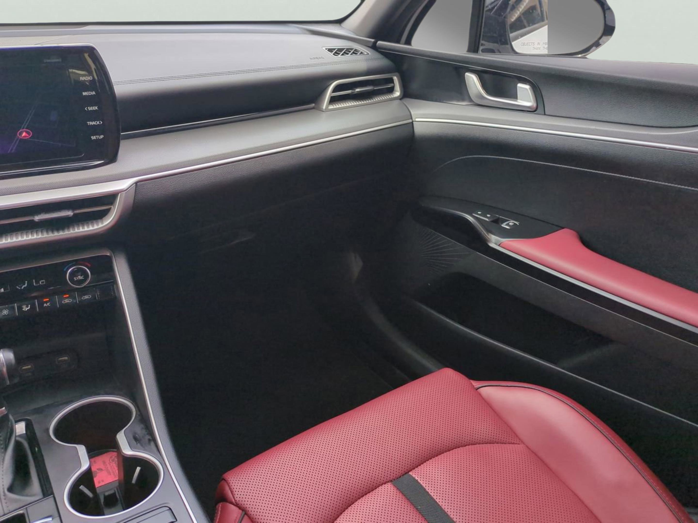 2023 Kia K5 GT-Line photo 13