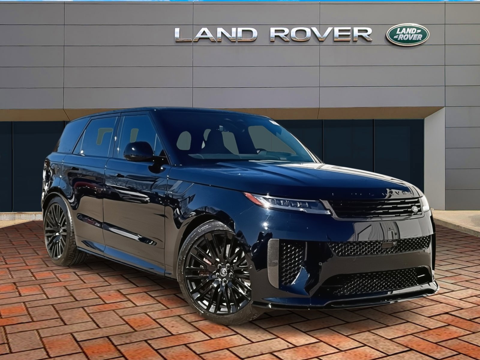 2025 Land Rover Range Rover Sport photo 2