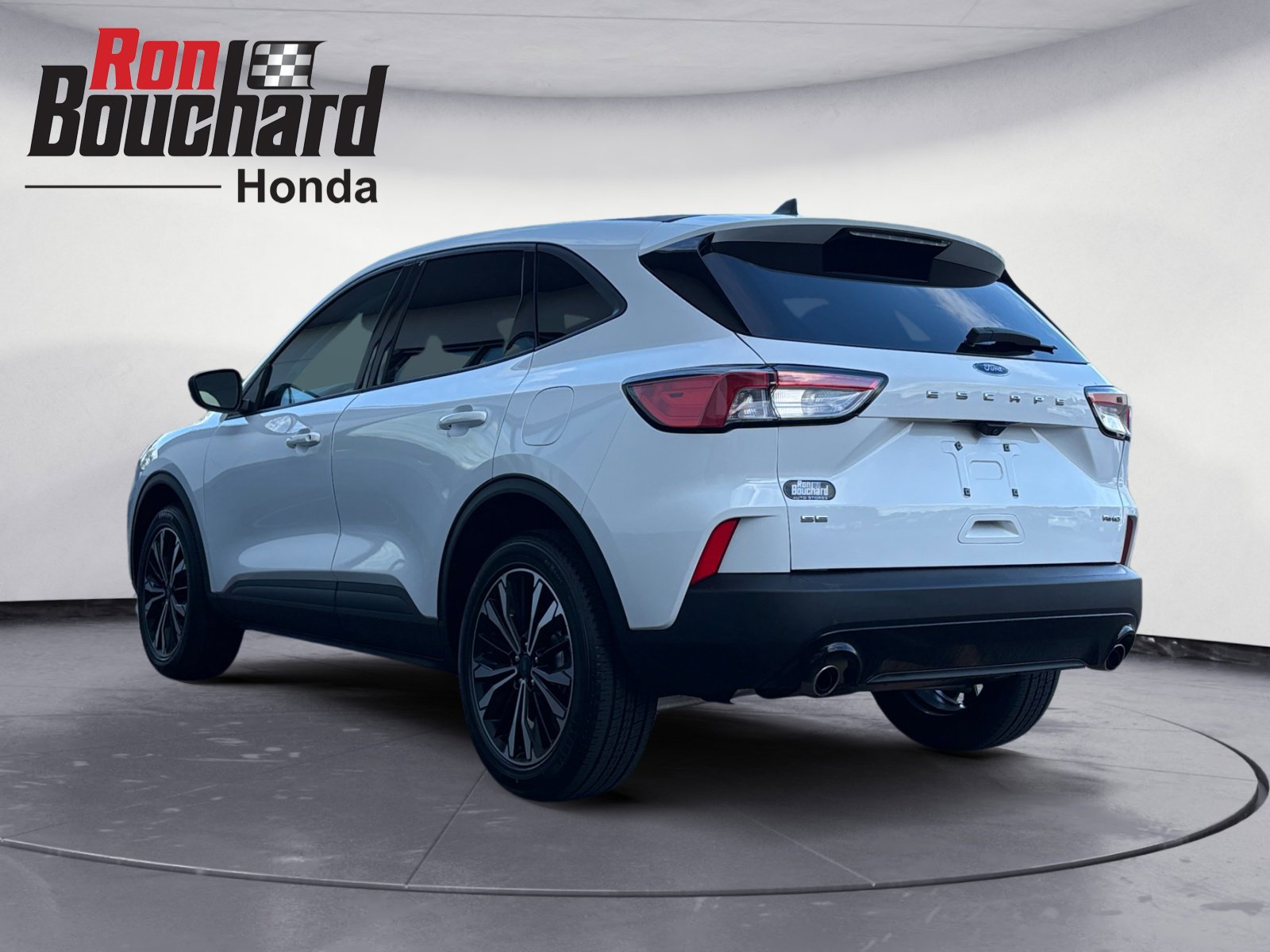 2022 Ford Escape SE photo 4