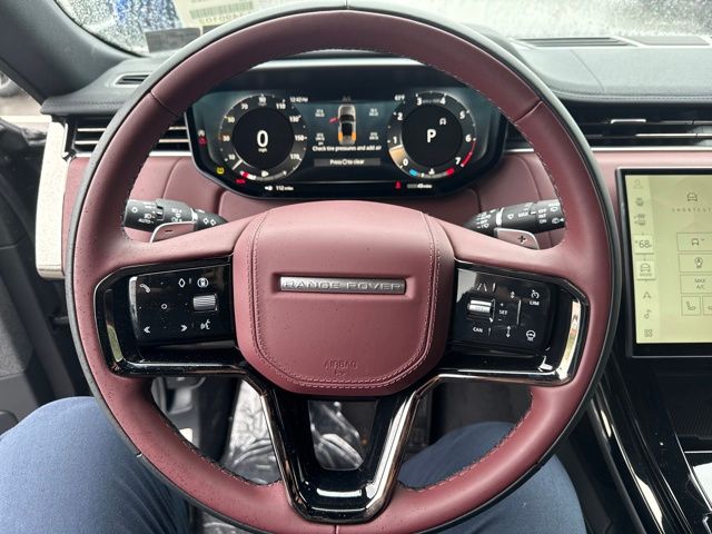 2025 Land Rover Range Rover Sport SE photo 5