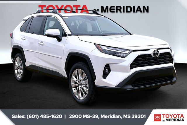 2025 Toyota RAV4 XLE Premium's photo