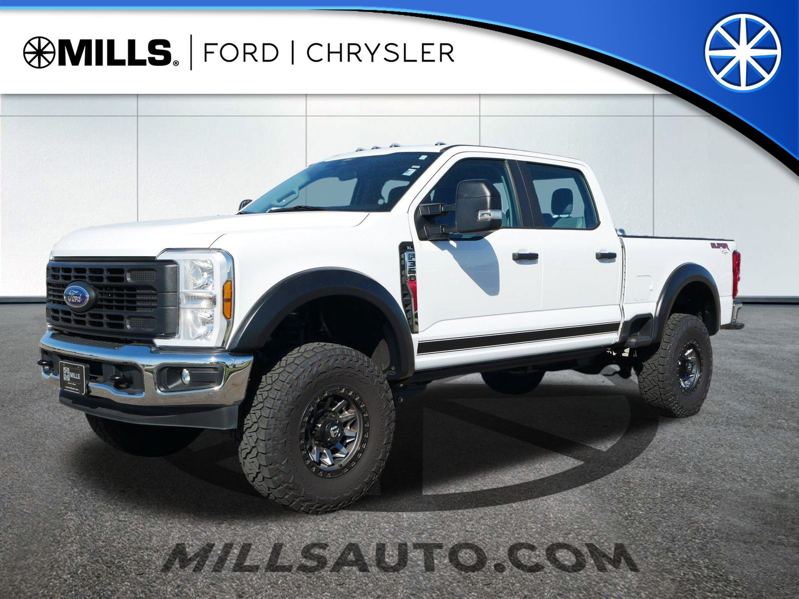 2024 Ford F-350 Super Duty XL's photo