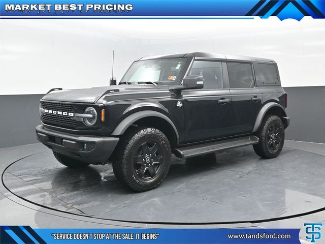 2025 Ford Bronco 4-Door Outer Banks's photo