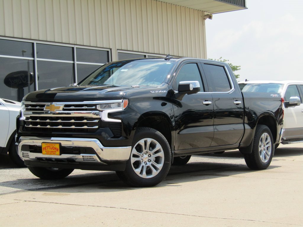 2026 Chevrolet Silverado 1500 LTZ photo 10