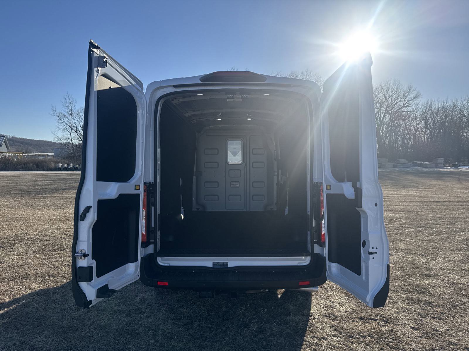2024 Ford Transit Cargo Van photo 2