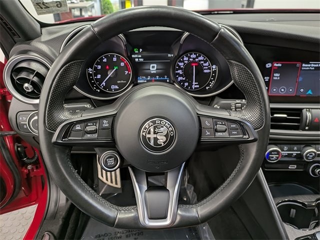 2022 Alfa Romeo Giulia Ti photo 19