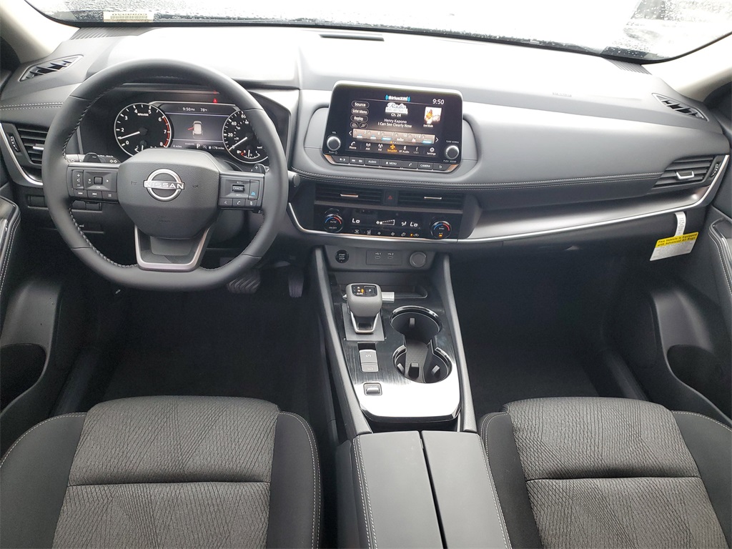 2026 Nissan Rogue SV photo 15