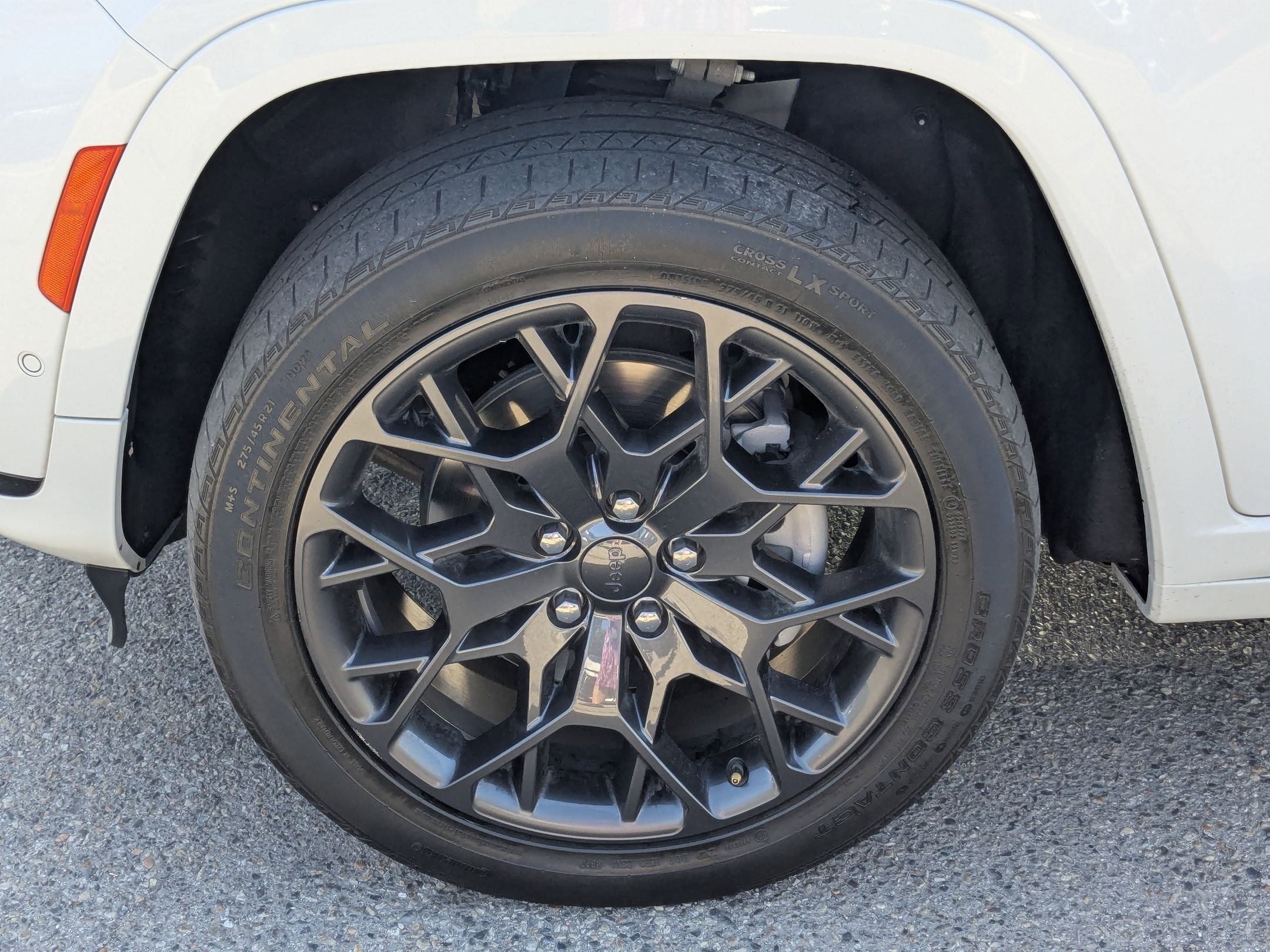2023 Jeep Grand Cherokee L Summit Reserve photo 10