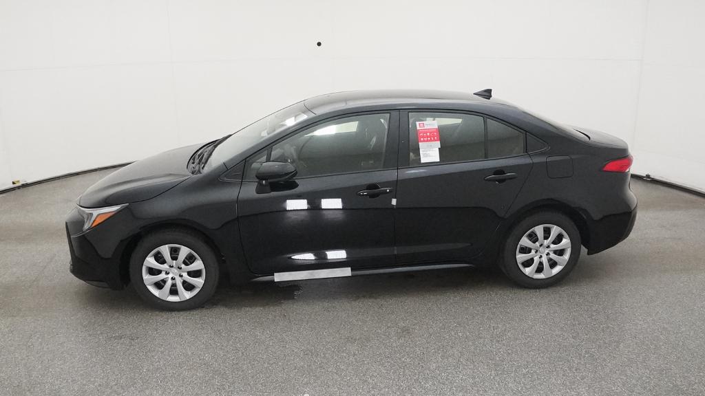 2025 Toyota Corolla Hybrid LE photo 9