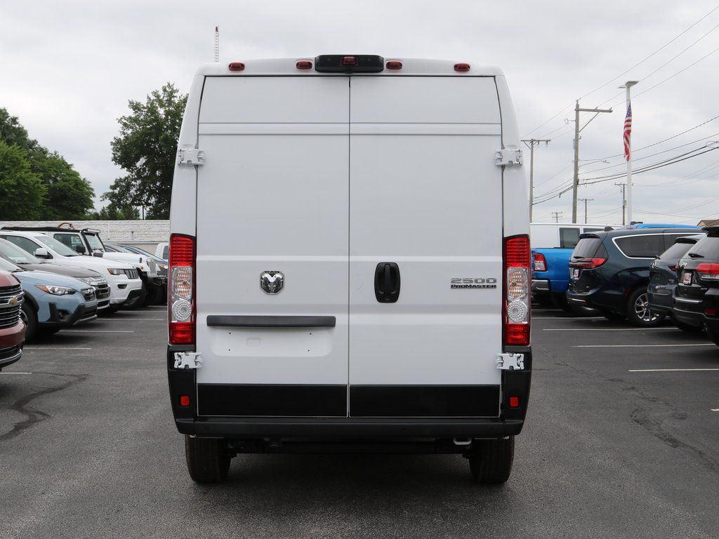 2024 Ram ProMaster 2500 photo 6