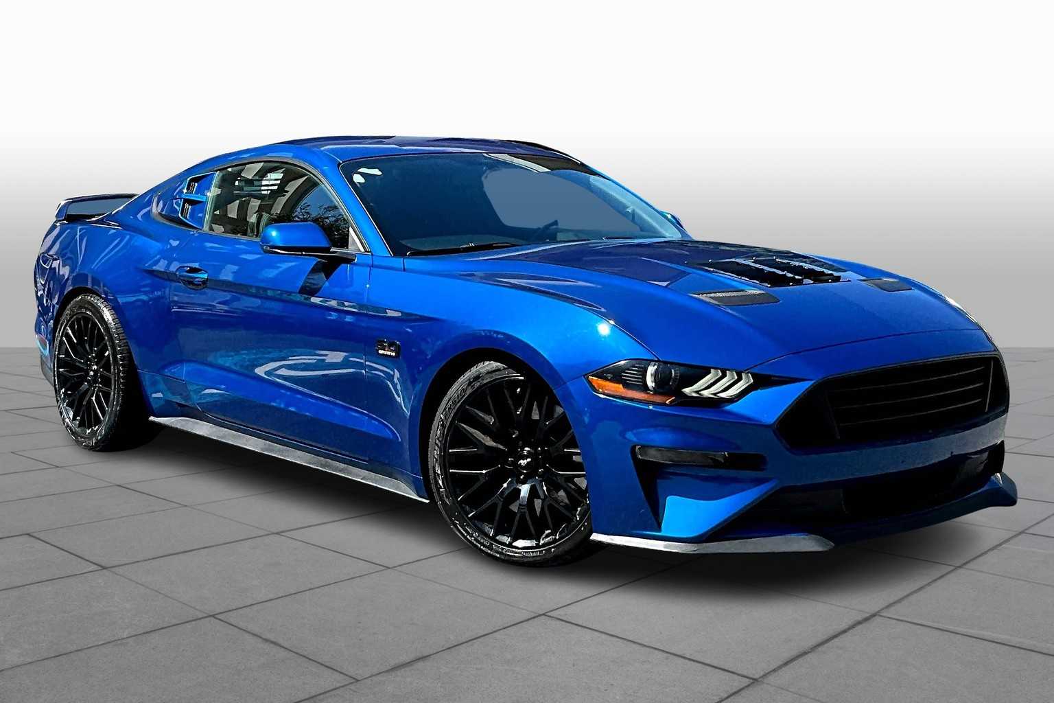 2018 Ford Mustang GT photo 2