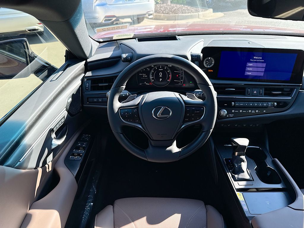 2025 Lexus ES 350 Ultra Luxury photo 17