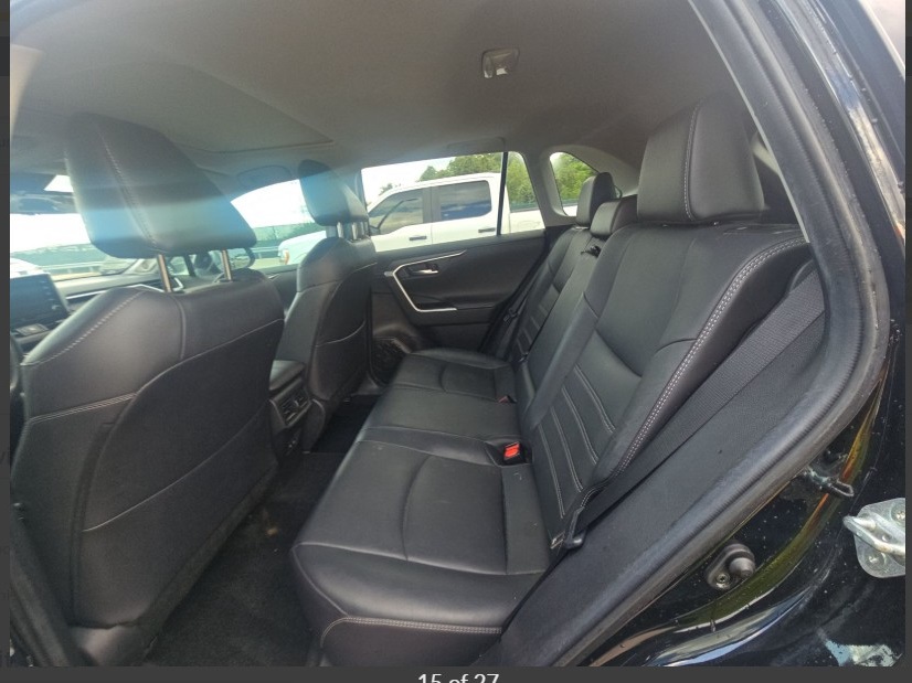 2020 Toyota RAV4 Limited photo 22