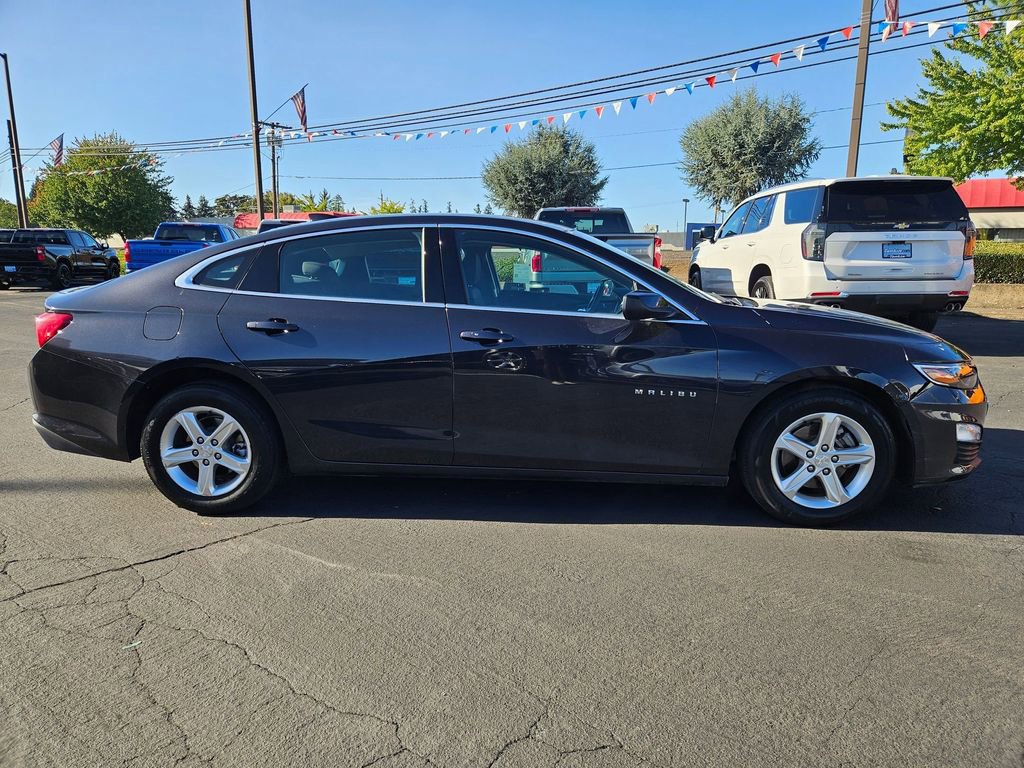 2023 Chevrolet Malibu 1LT photo 6