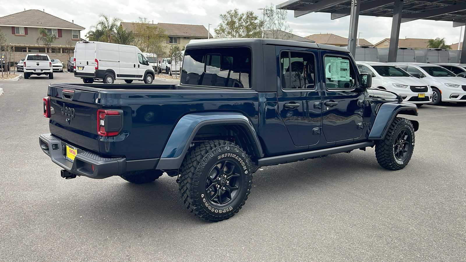 2025 Jeep Gladiator Willys photo 5