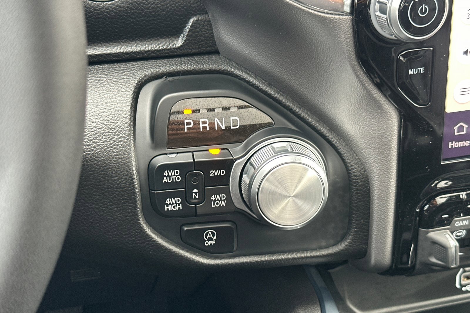 2025 Ram 1500 Laramie photo 16