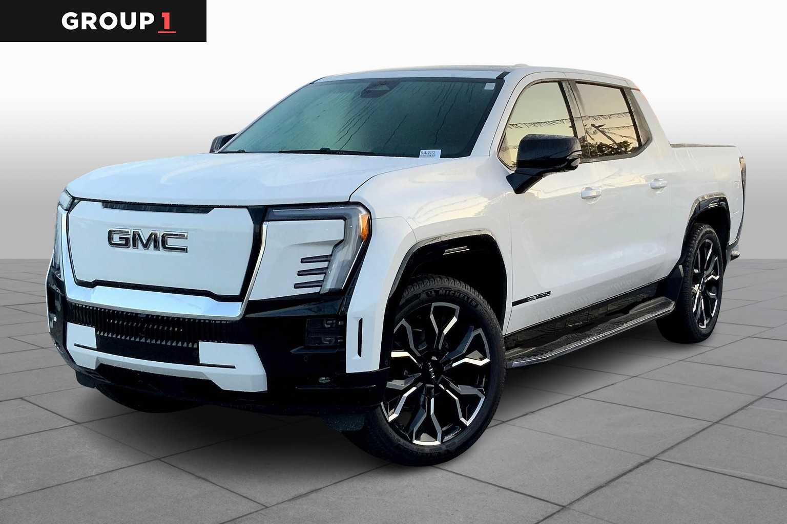 2025 GMC Sierra EV Denali's photo