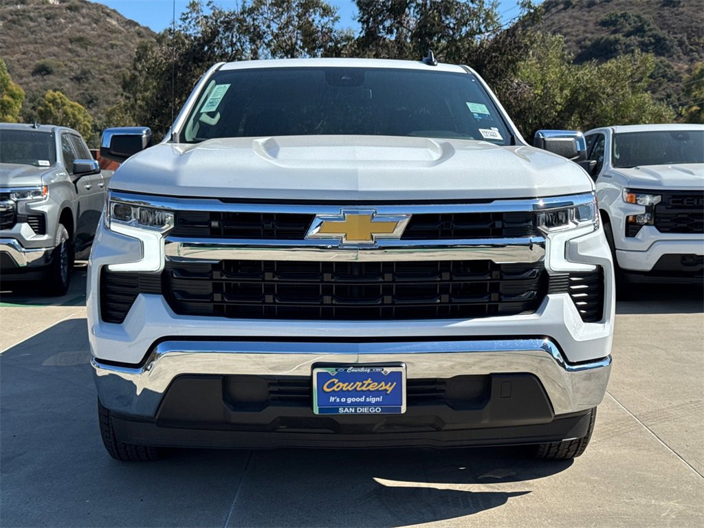 2026 Chevrolet Silverado 1500 LT photo 3
