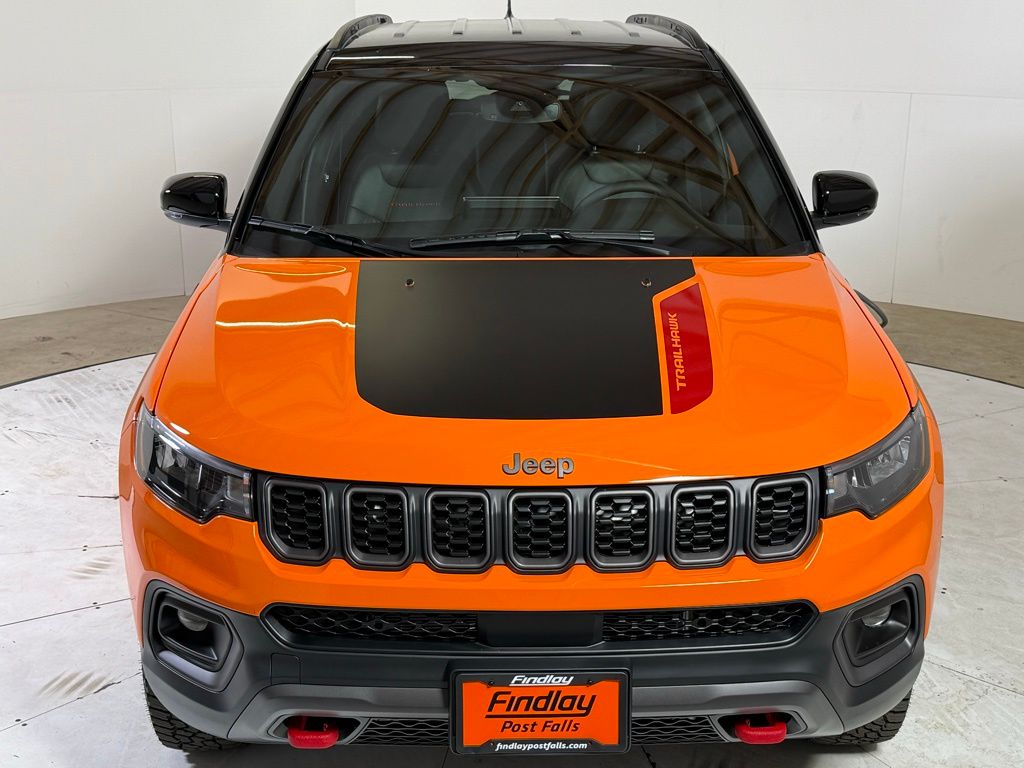 2026 Jeep Compass Trailhawk photo 2