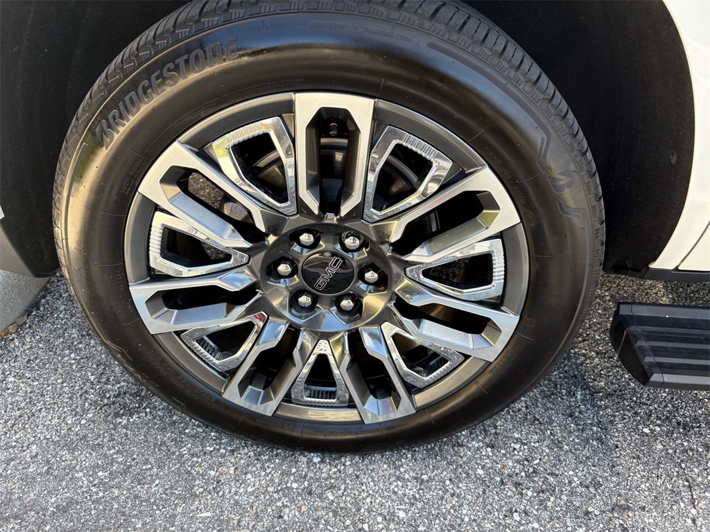 2024 Gmc Yukon Denali Ultimate photo 21