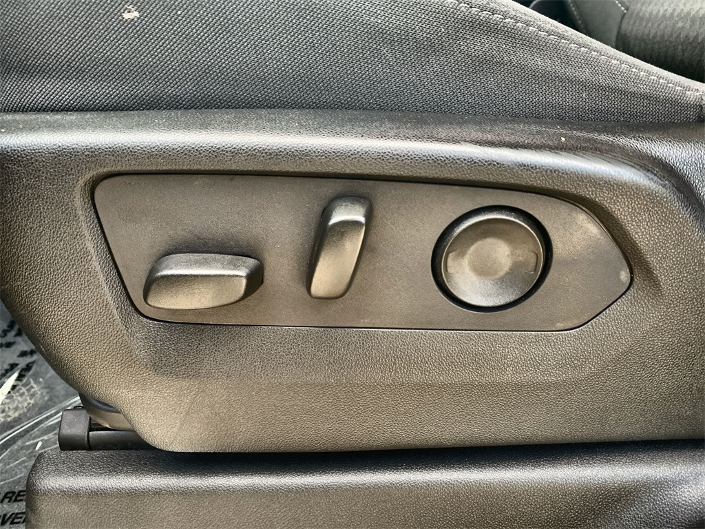 2023 Chevrolet Silverado 1500 LT photo 14