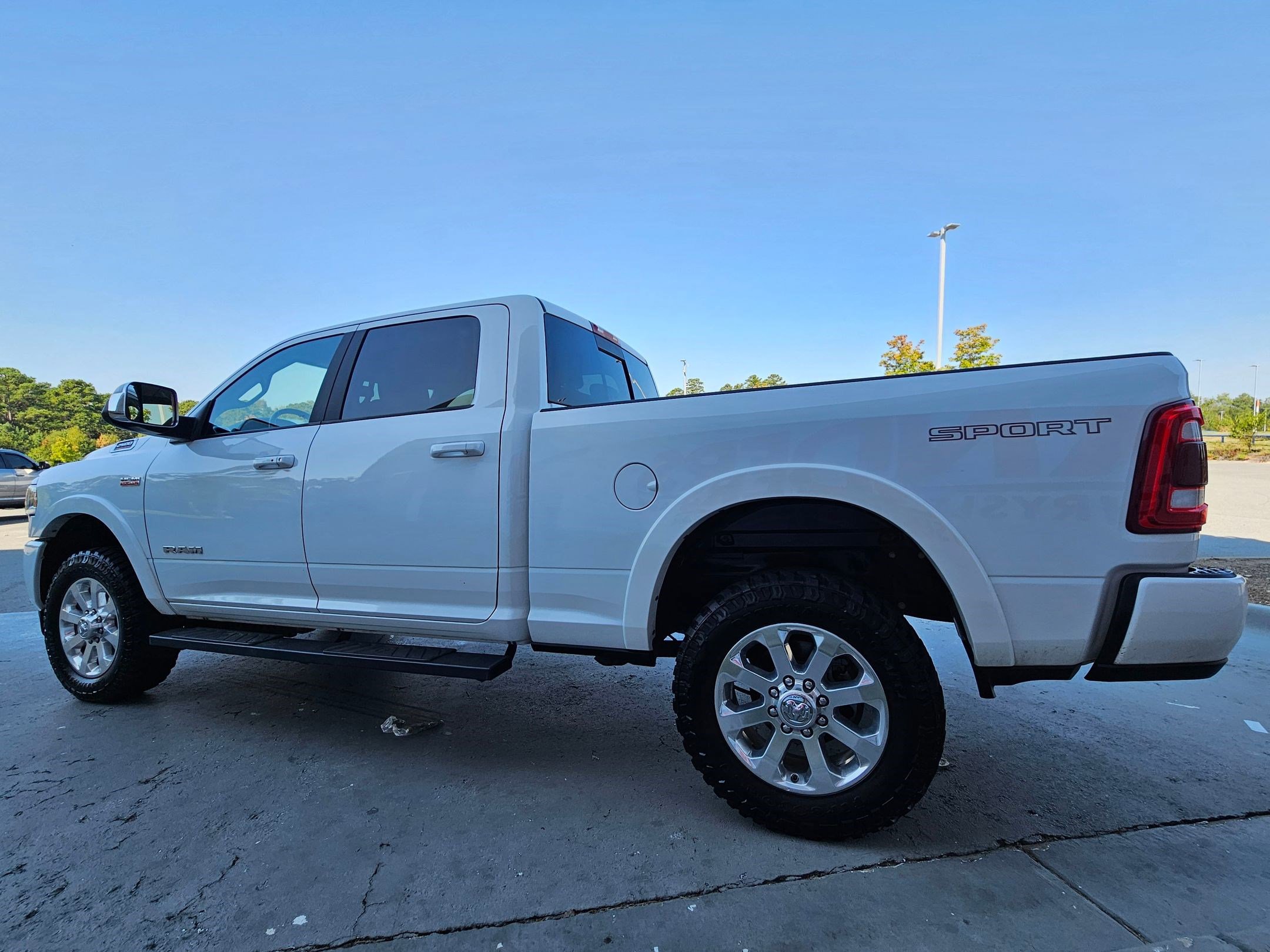 2022 Ram 2500 Laramie photo 5