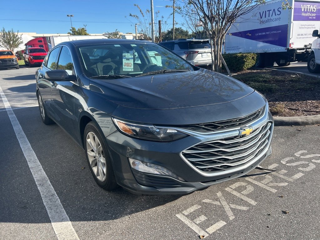 2019 Chevrolet Malibu 1LT photo 2