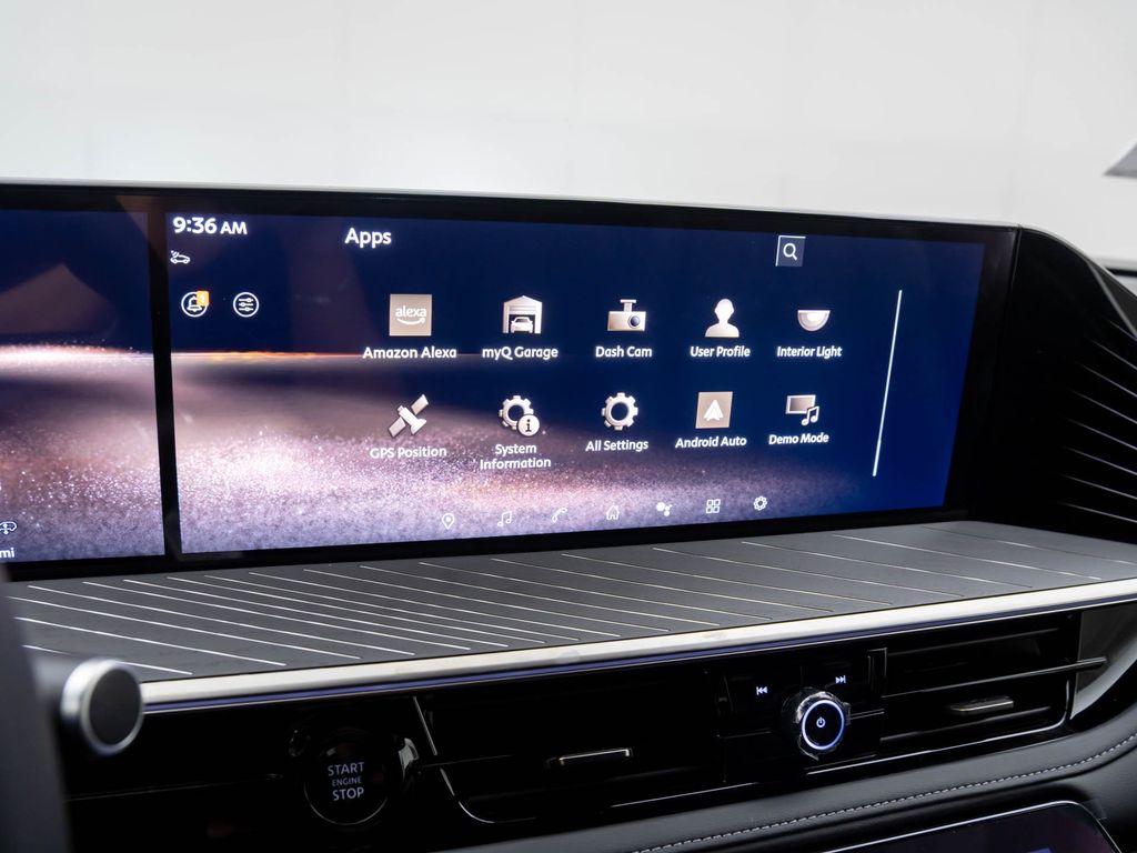 2026 Infiniti QX80 photo 31