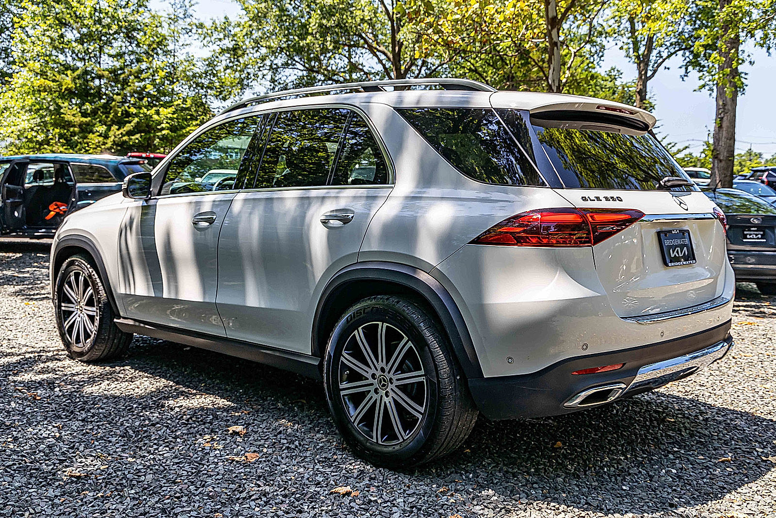 2024 Mercedes Benz GLE 350 4MATIC photo 2