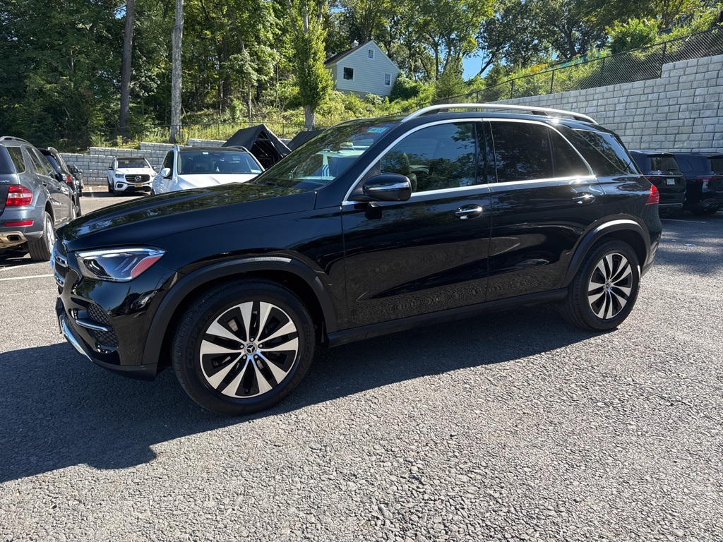 2025 Mercedes Benz GLE 350 4MATIC photo 2