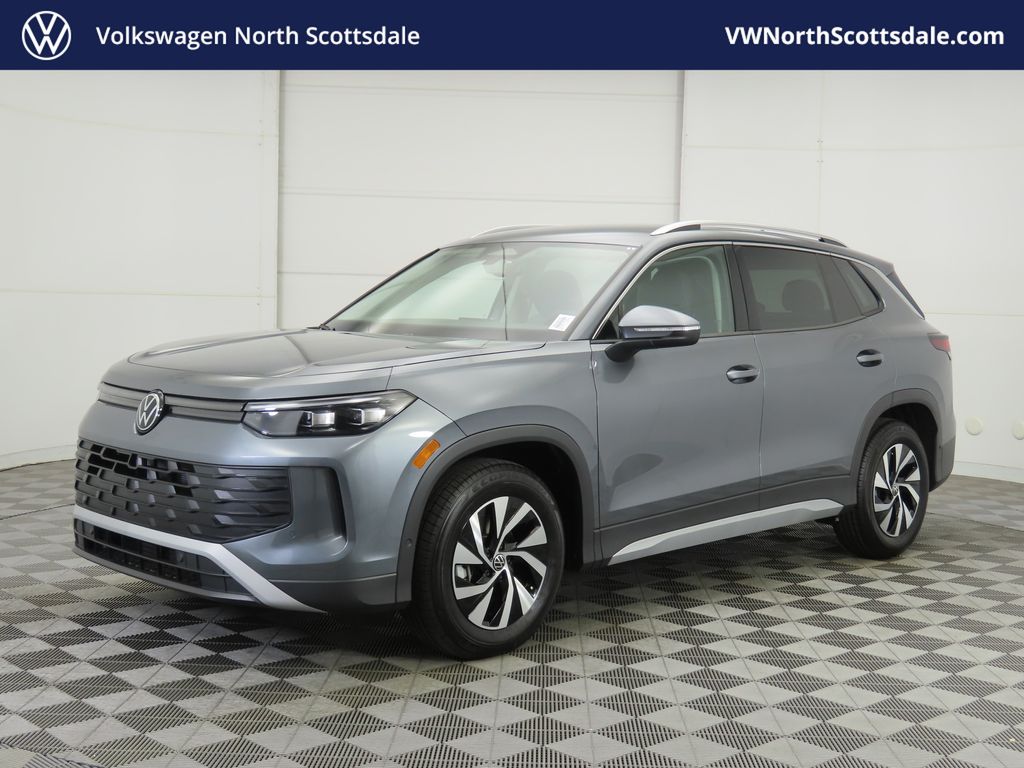 2025 Volkswagen Tiguan S's photo