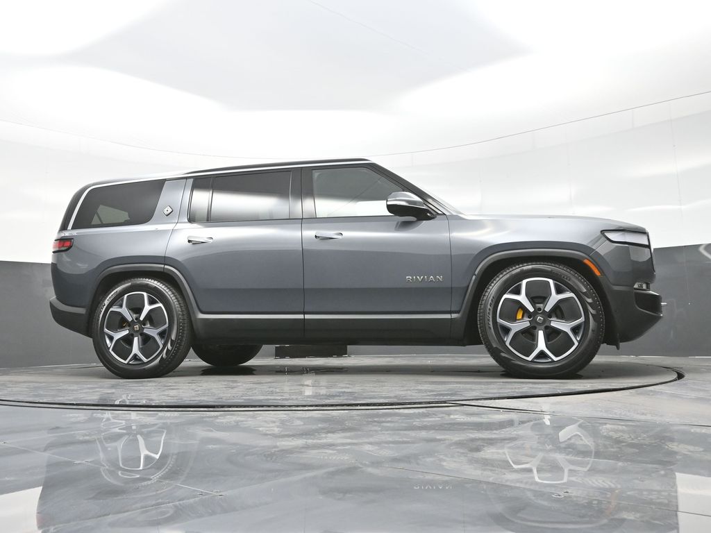 2023 Rivian R1S Adventure photo 14