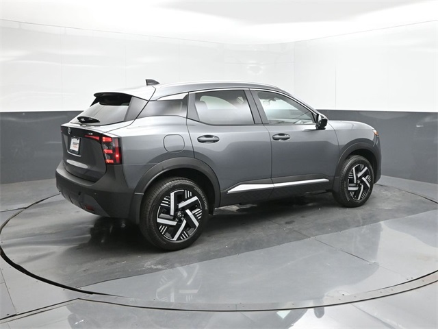2026 Nissan Kicks SV photo 13
