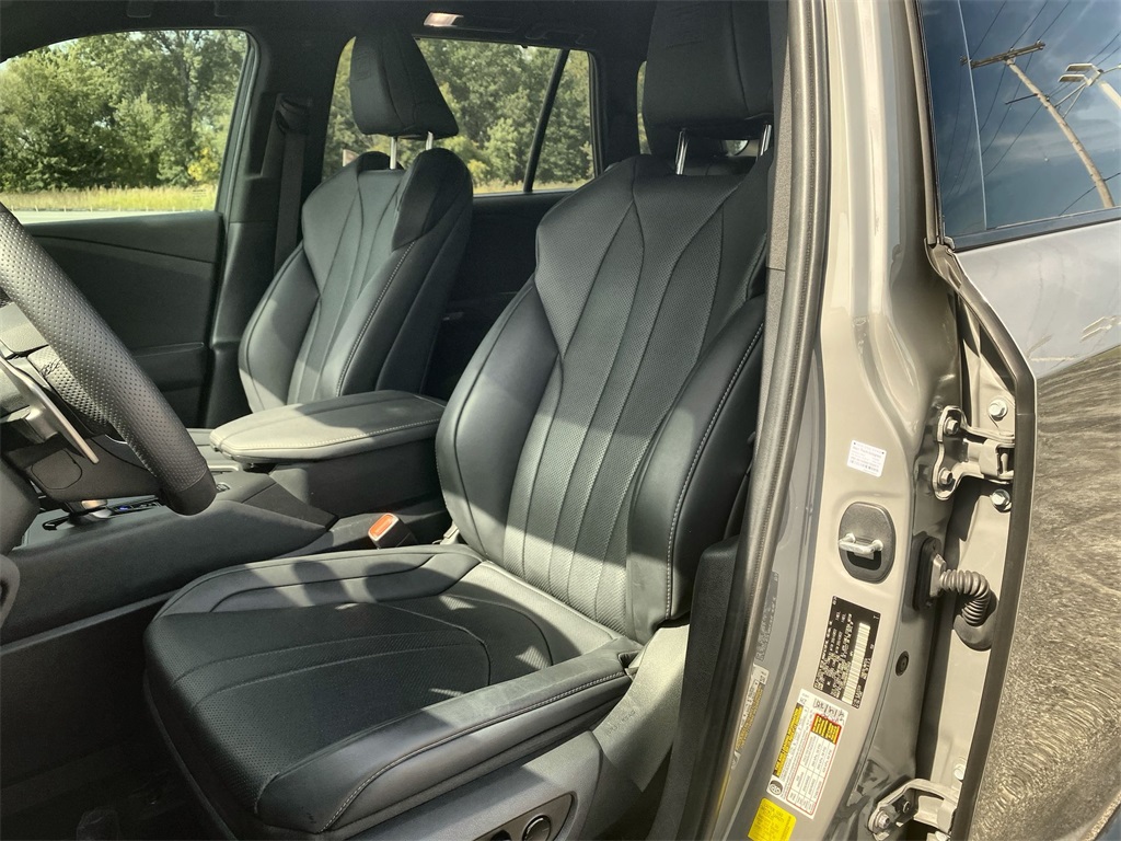 2024 Lexus TX 500h F SPORT Premium photo 11
