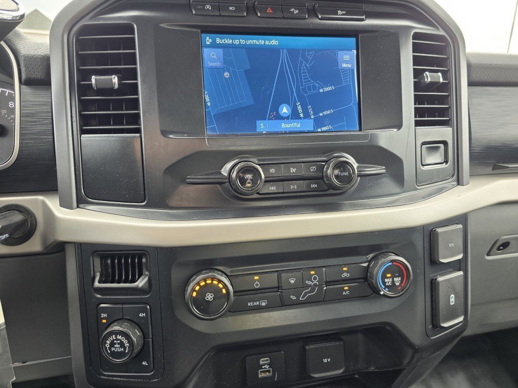 2021 Ford F-150 XLT photo 2