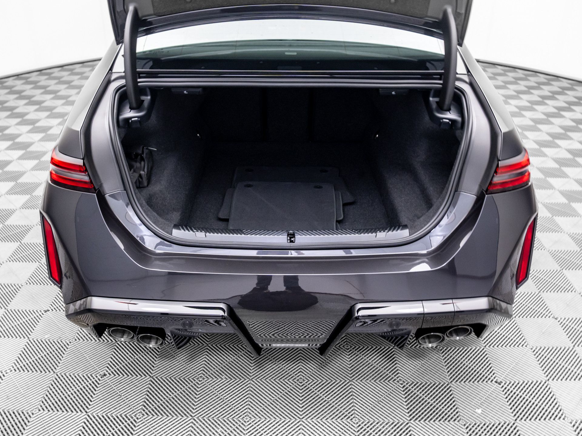 New 2026 Dark Graphite Metallic BMW Base image 31